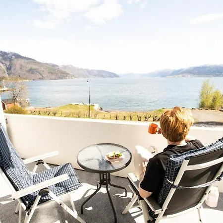 Balestrand Hotel فندق