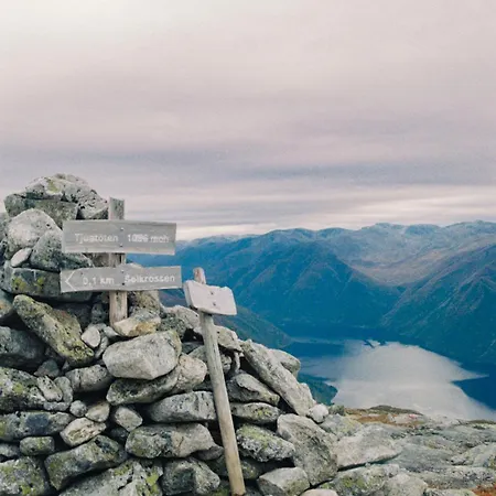 Balestrand Hotel فندق بليستران
